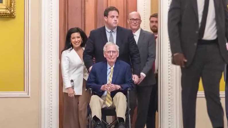 Kentucky leaders react as Sen. Mitch McConnell returns to Capitol Hill