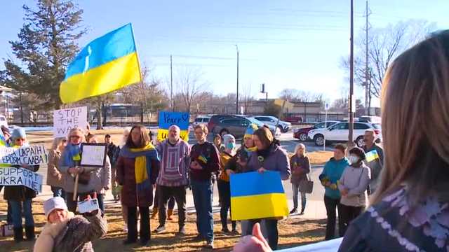 Iowans with family in Ukraine rally for American support - Vimarsana News