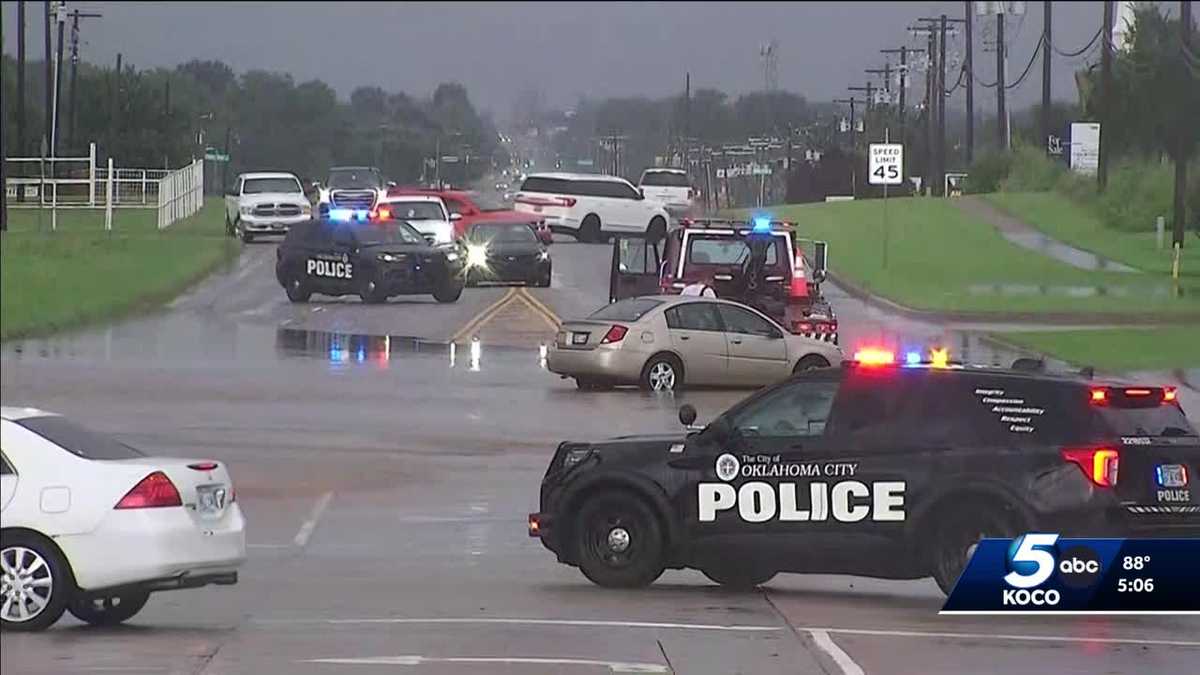 Oklahoma City car garages see influx of flood-damaged vehicles Oklahoma City car garages see influx of flood-damaged vehicles