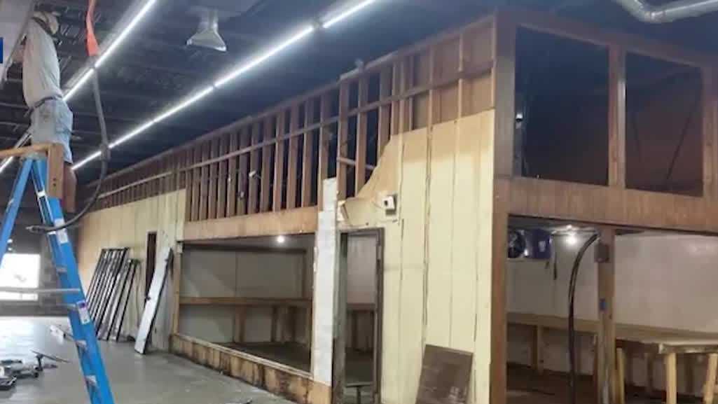 After renovation, Fremont liquor drive-in reopens with coffee and books, not boo...