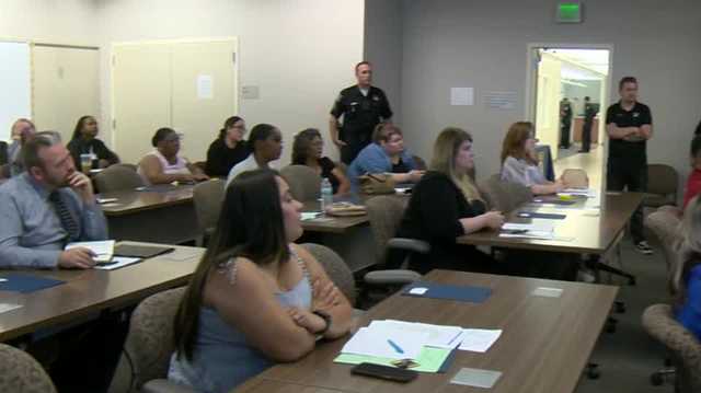 Sacramento police recruitment event hopes to address dispatcher shortage - Vimarsana News