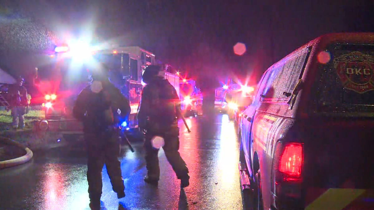 Family of 4 escapes to safety after fire at Oklahoma City home
