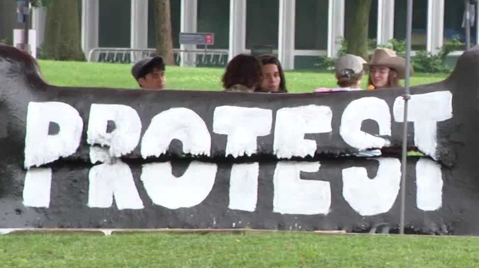CMU students plan protests ahead of summit with Trump, energy executives