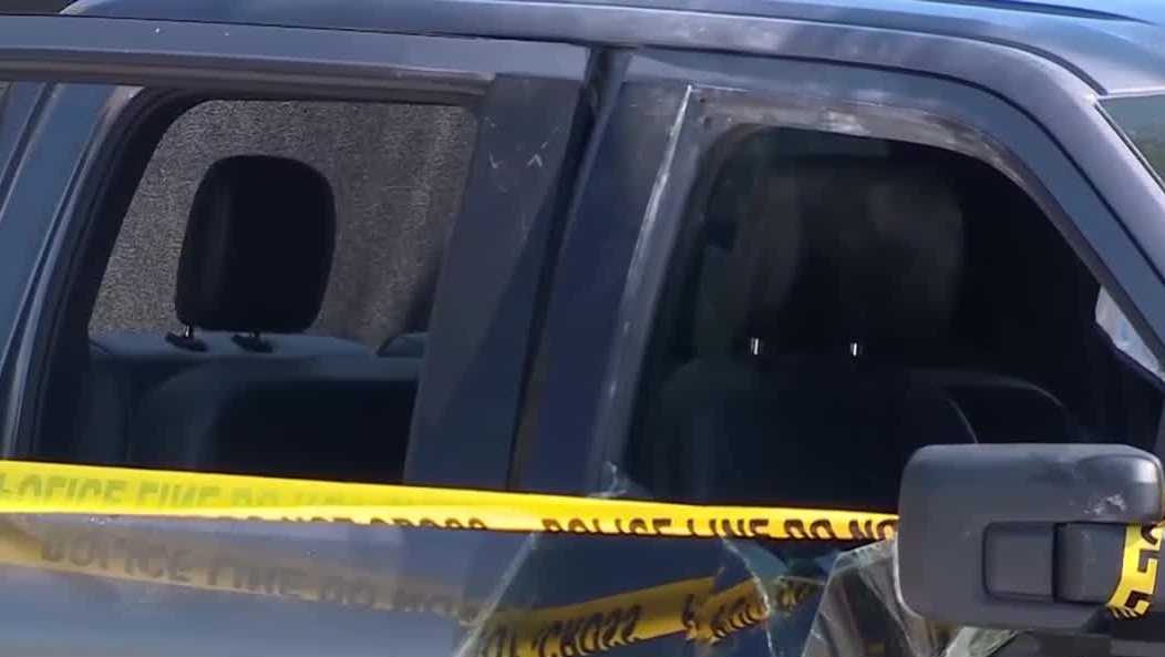 Vero Beach library shooting suspect seen walking into ocean