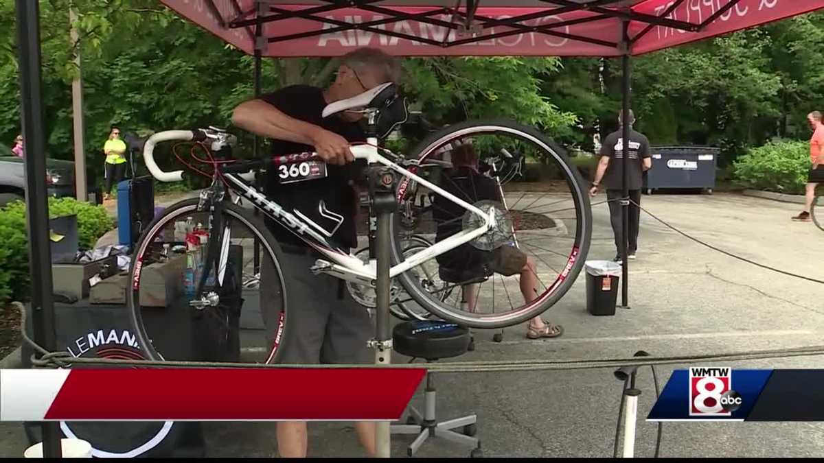 Bikers tune up at Cyclemania Portland ahead of first virtual "Tri For A