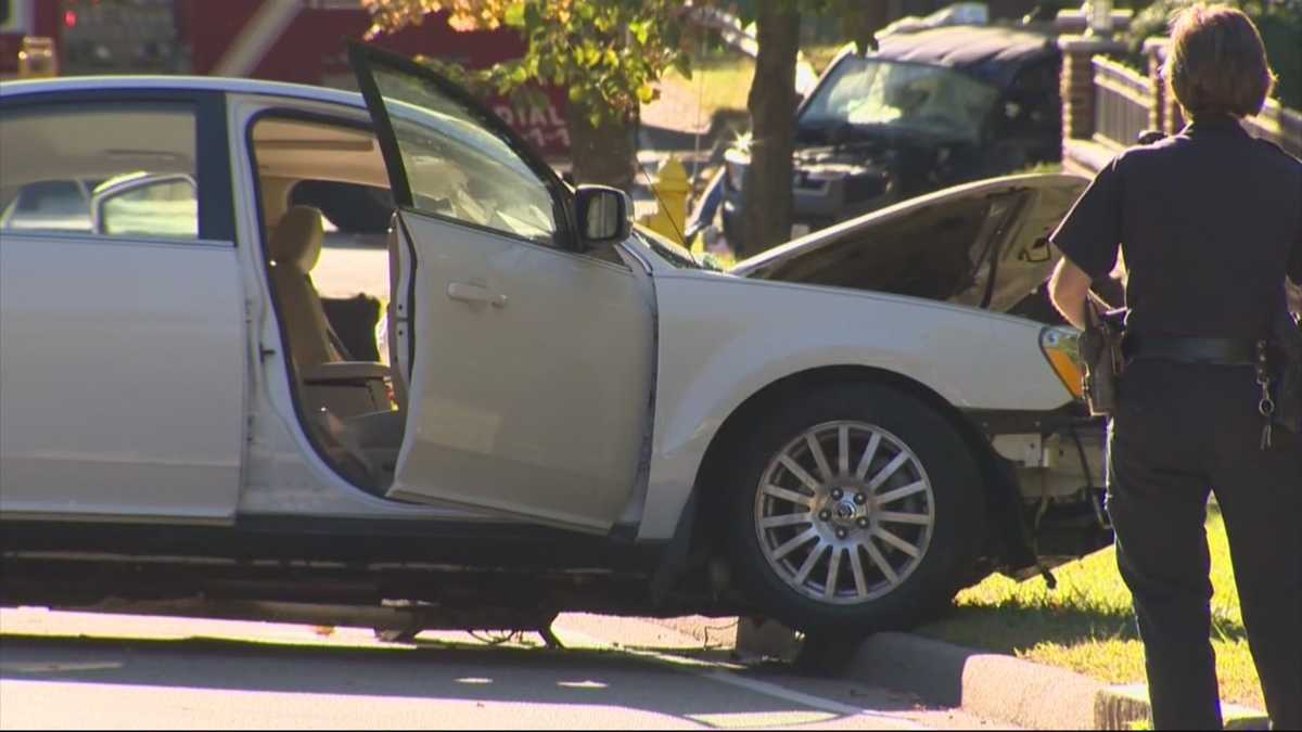 2 hurt in Westwood crash