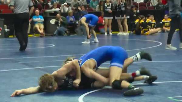 favorites dominate in class 3a wrestling tournament