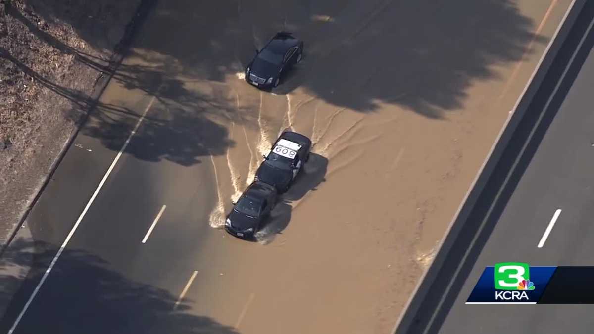Crews repair Sacramento road after water main break floods streets, Hwy. 99