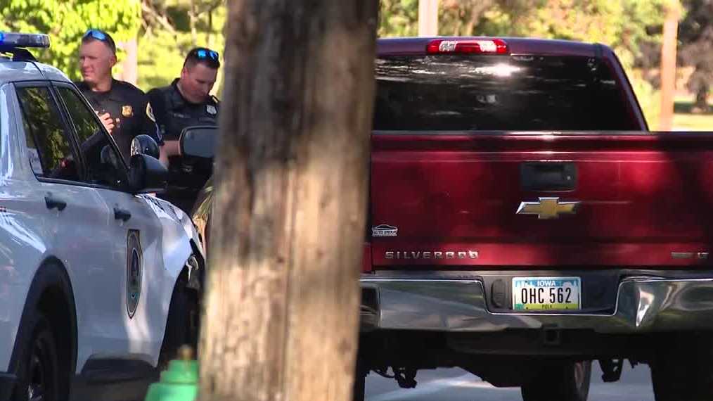 One in custody after Des Moines police pursuit ends in PIT maneuver