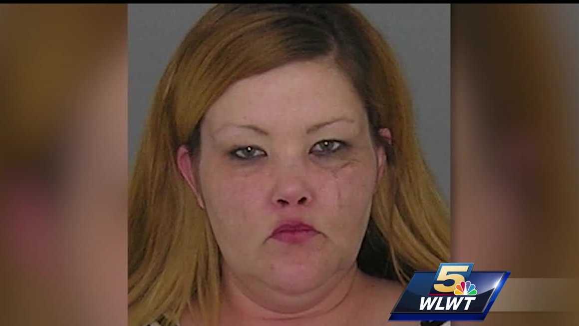 Child calls 911 for parents overdosing while driving through Cincinnati