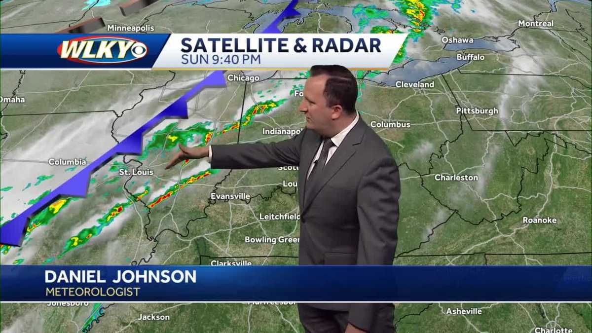 Cold front brings rain and storm chances Monday