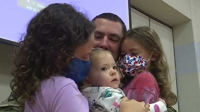 Olathe, Kansas, soldier surprises daughters after a year apart - Vimarsana News