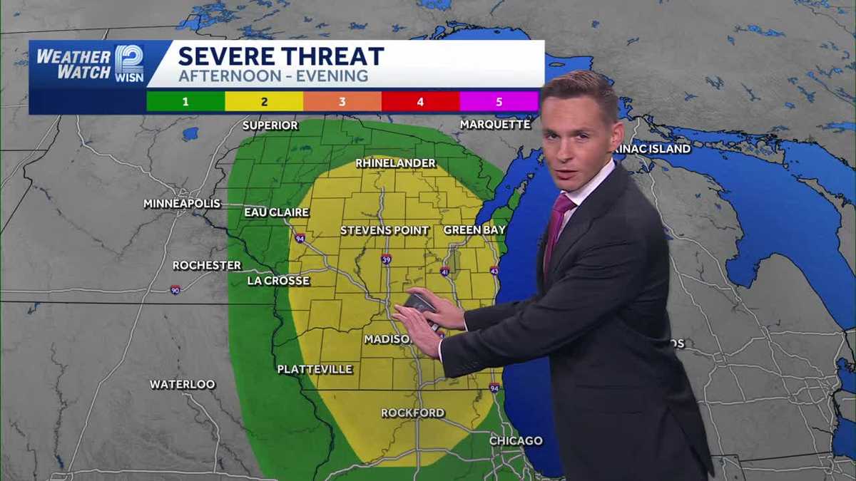 Severe storms and damaging winds threat move through southern Wisconsin