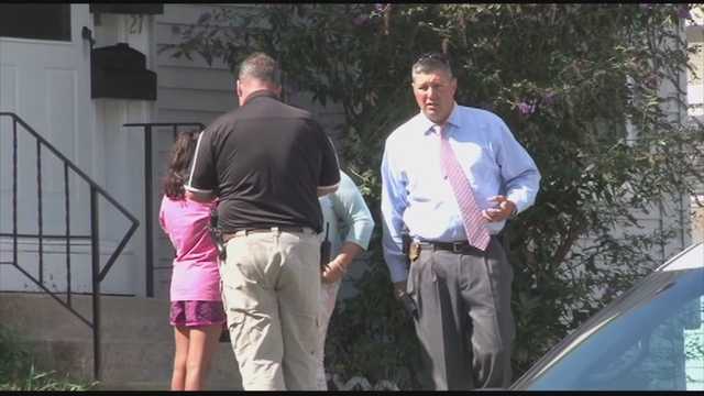 10-year-old girl tied up during home invasion, mom says