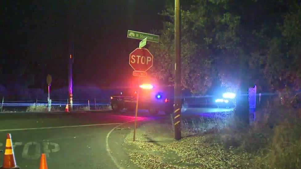 Car fatally hits pedestrian in Elk Grove, police say