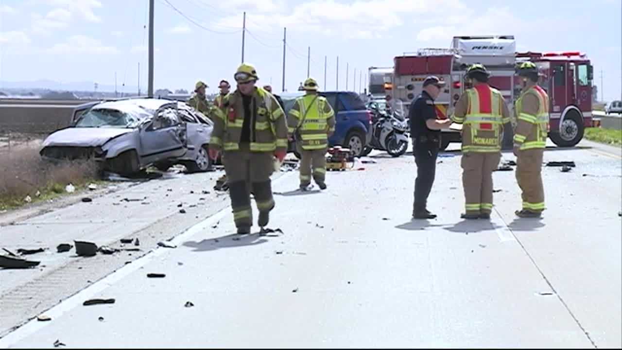 Crash On Highway 101 In Chualar Leaves 1 Dead, 7 Injured