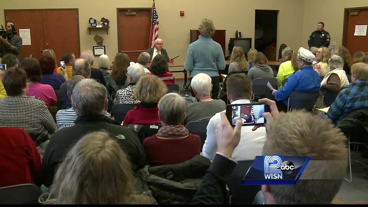 Pewaukee town hall with U. S. Rep. Sensenbrenner gets heated