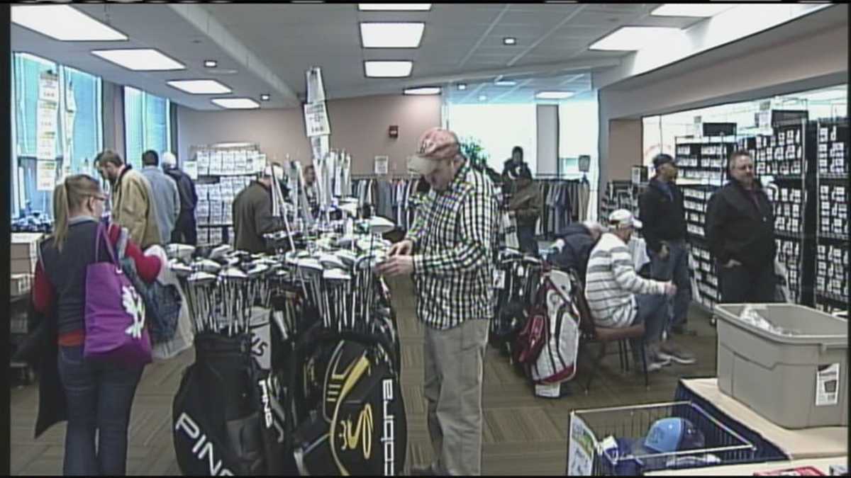 Golfers think spring at Portland Golf Expo