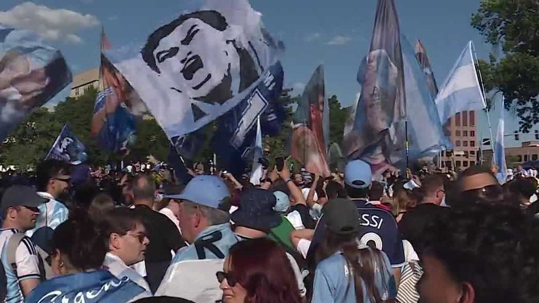 Argentina fans bring World Cup energy to Kansas City before team's opener against Algeria