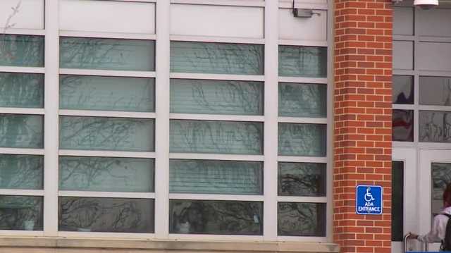 DMPS parents call for more security after two guns found in high schools in 2 weeks - Vimarsana News