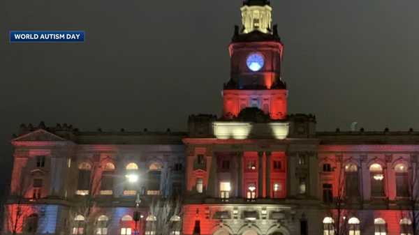 polk county courthouse lights up for world autism day