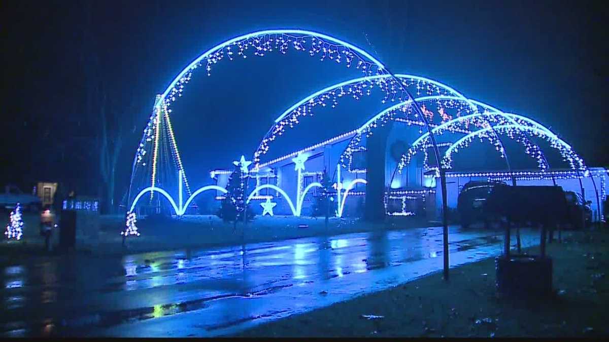 Hales Corners family raises money with light show