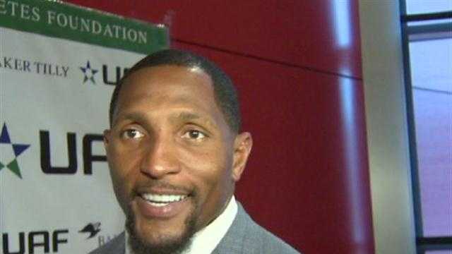 Ray Lewis gets ready for training camp