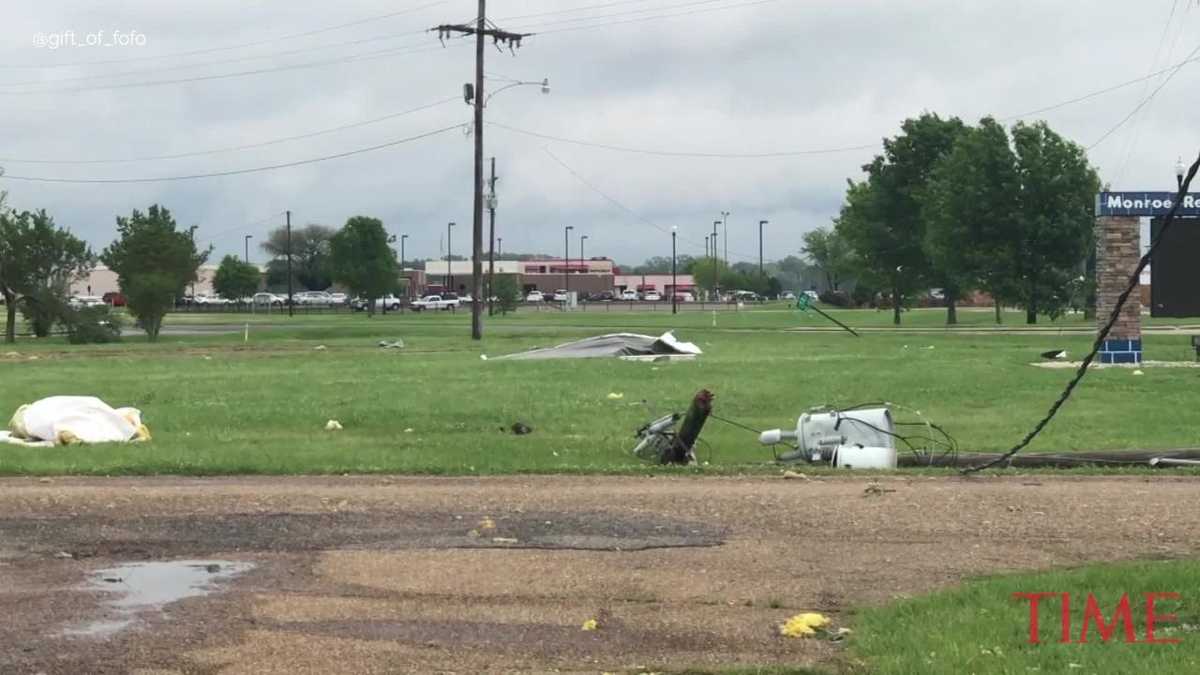 Storms sweep through Louisiana Here's a look at damage from severe weather