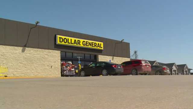 Winterset store manger saves 85-year-old customer from scam - Vimarsana News