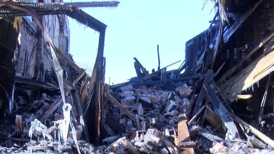 Owners of beloved Hawarden, Iowa restaurant vow to rebuild after fire