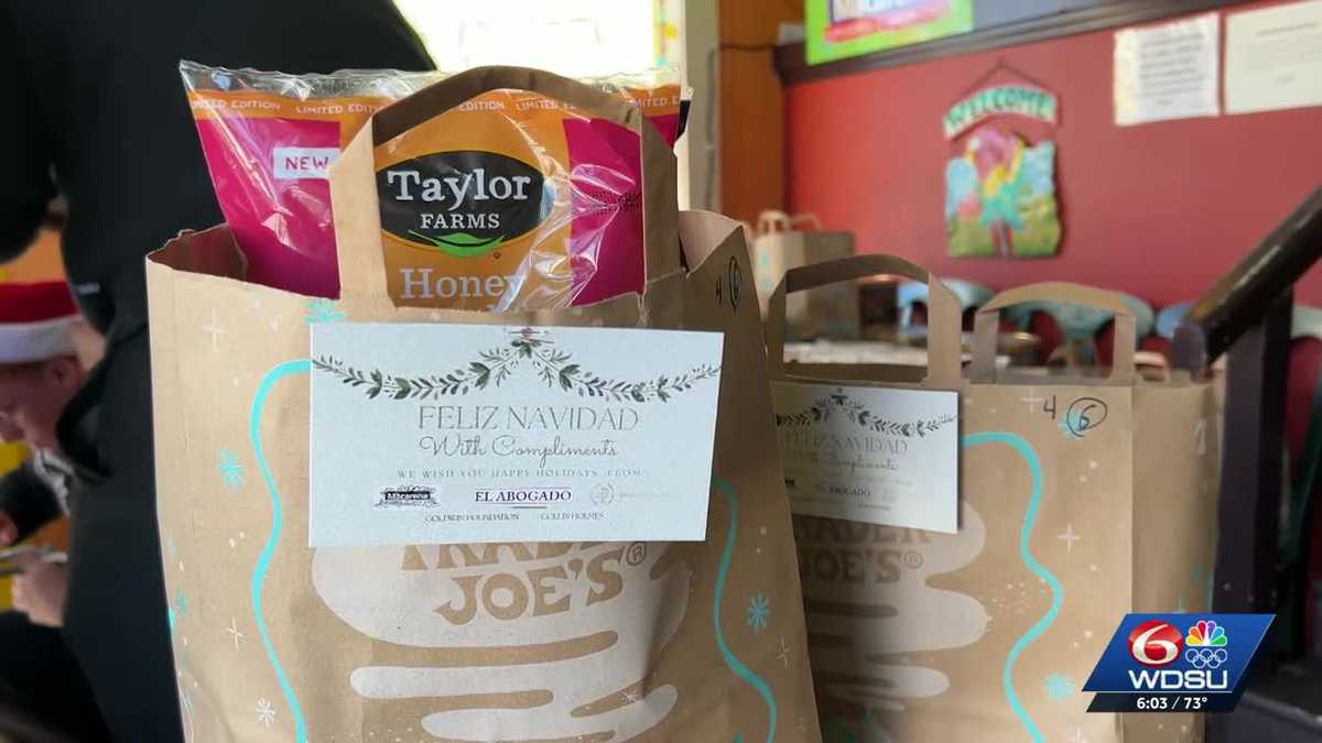 Community members bring Christmas dinner to families impacted my immigration crackdown