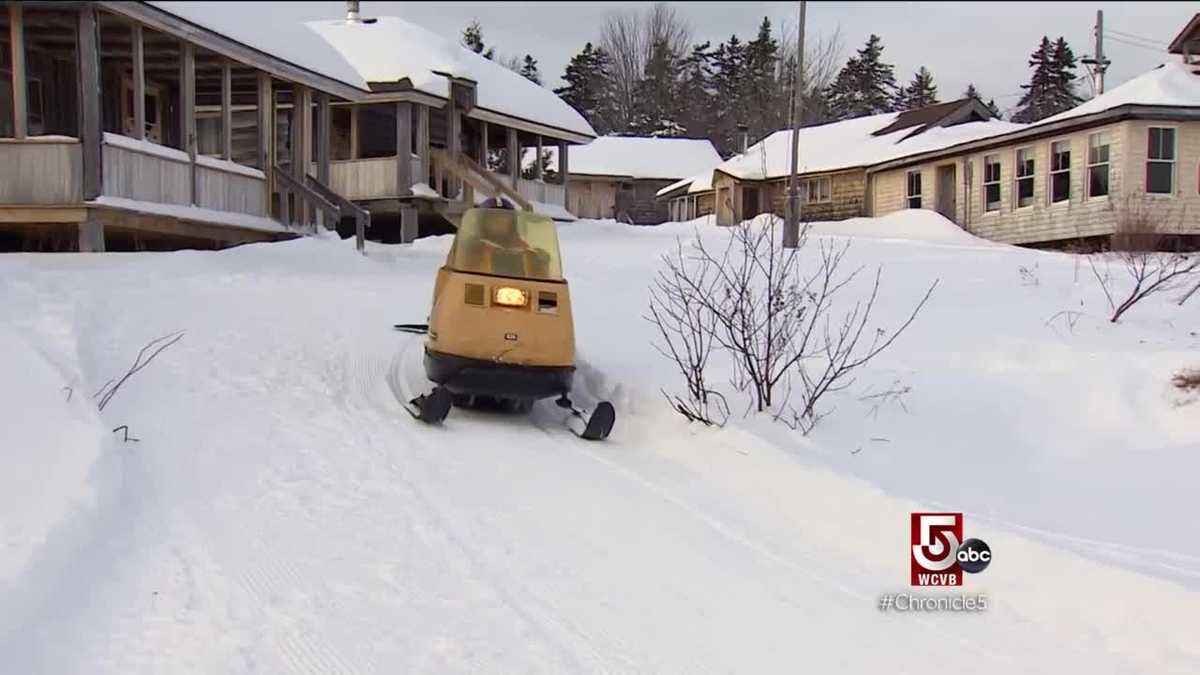 Snowmobiling in Maine's territories