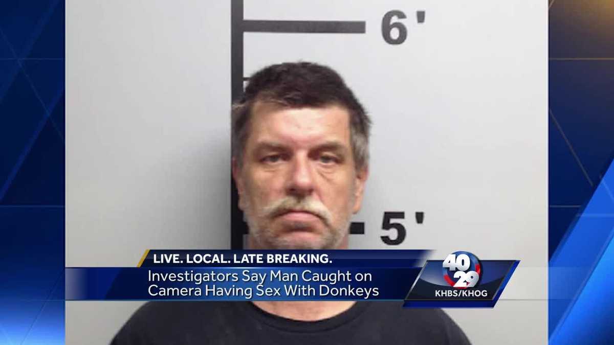 Man accused of having sex with Siloam Springs family’s pet donkey