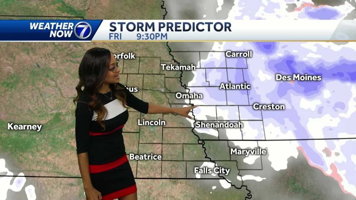 Evening snow moves through Iowa, sun returns for the weekend