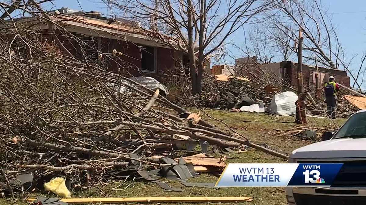 Jacksonville bracing for hundreds of tornado cleanup volunteers