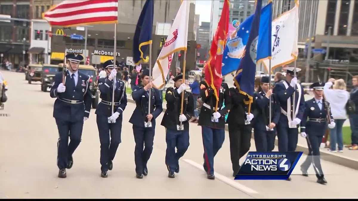 Pittsburgh's annual Veterans Day Parade steps off