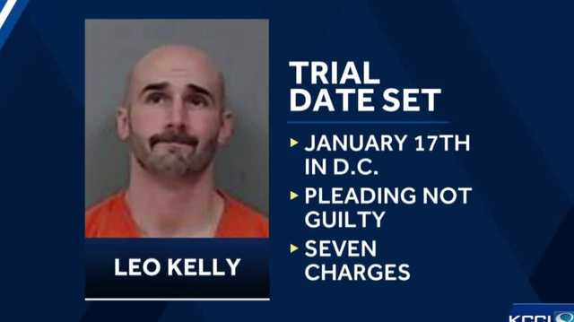 Iowan who 'followed crowd into US Senate chamber' to stand trial for his role in Jan. 6 attack - Vimarsana News