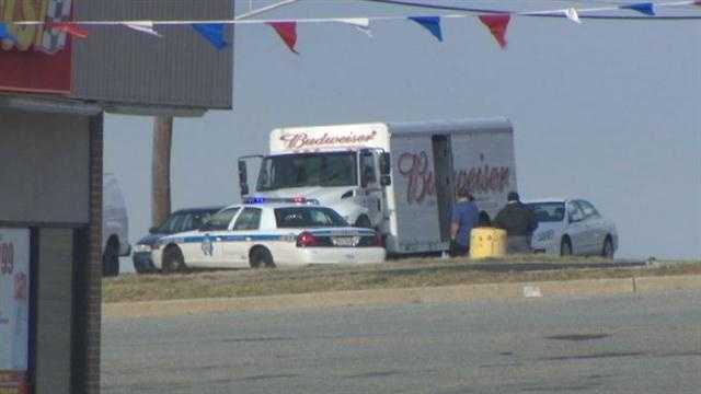 Witnesses recount North Point barricade situation