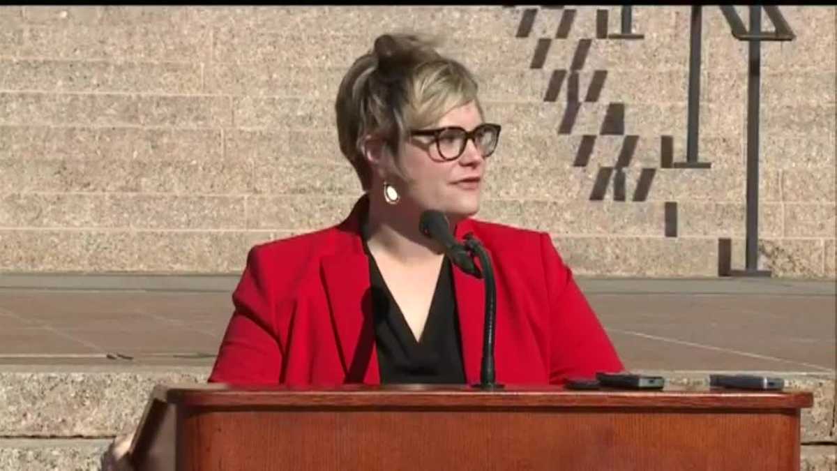 Oklahoma House Democrats calling for special session, statewide mask