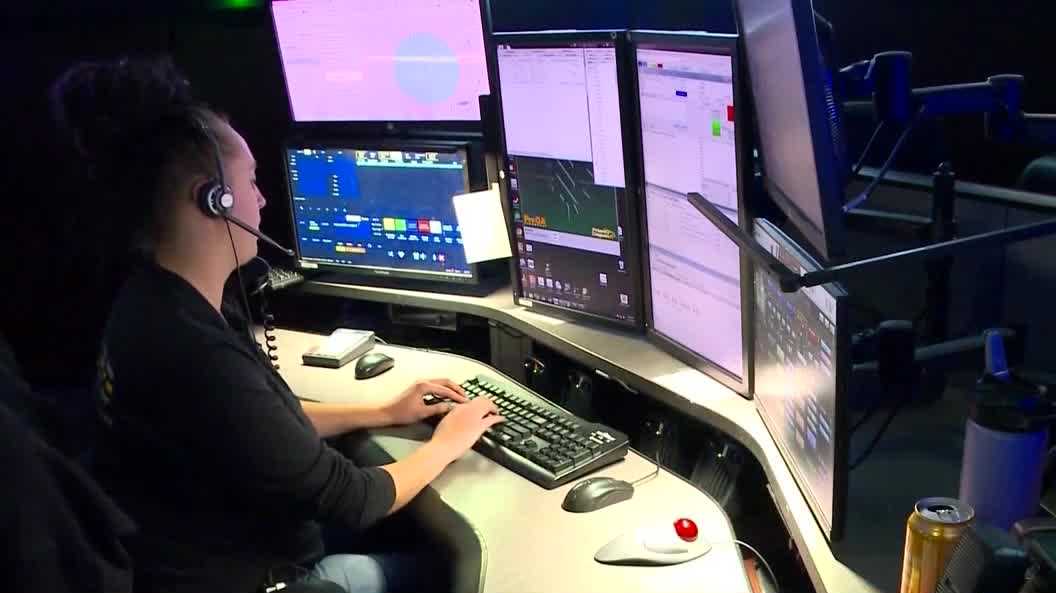 Iowa 911 outage leaves Des Moines, West Des Moines agencies scrambling for backup lines