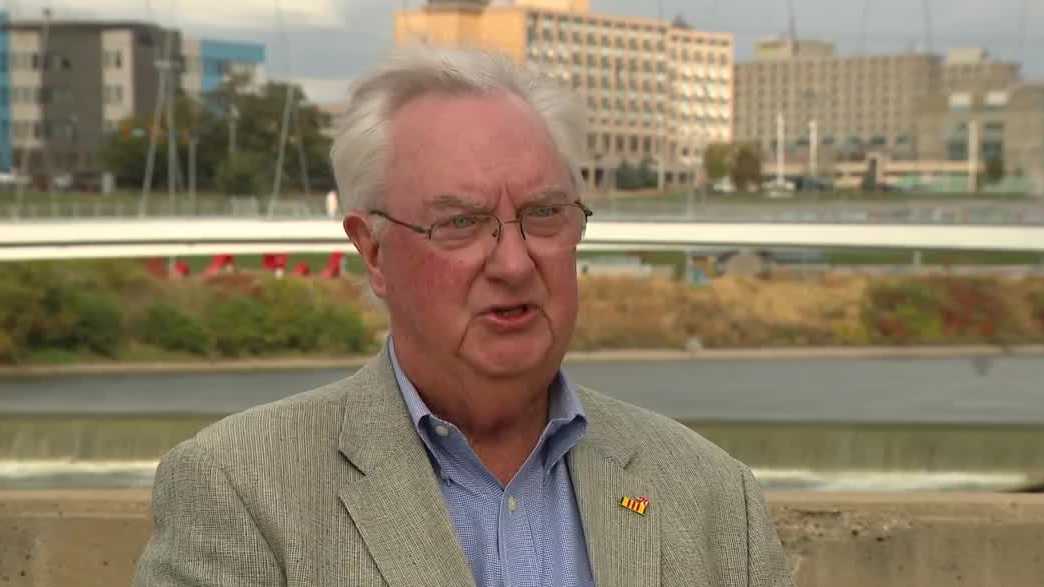 Iowa Democrats and veterans criticize Rep. Ashley Hinson over Iran war votes