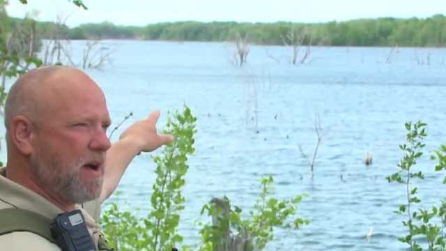 Iowa kayaker recalls swimming for his life in Brushy Creek - Vimarsana News
