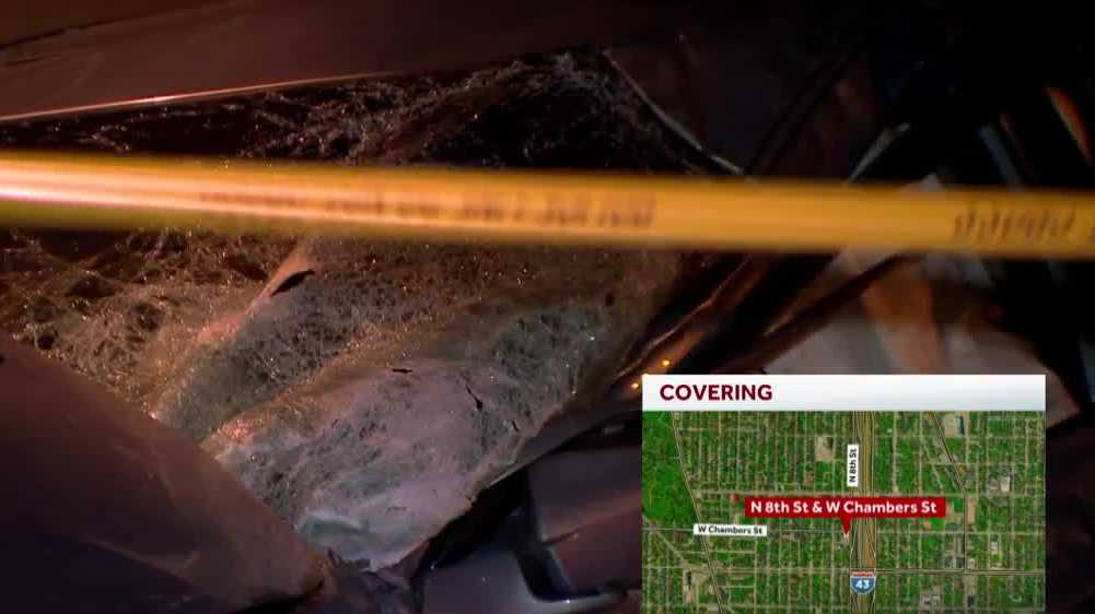 Car crashes into Milwaukee home near 8th and Chambers streets