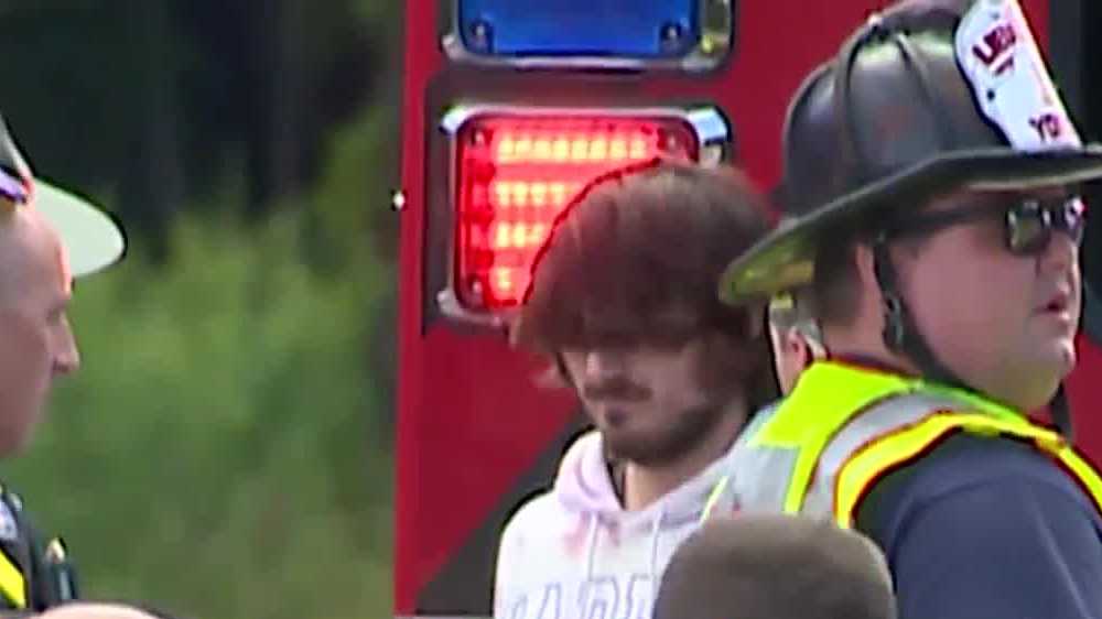 Man accused of ramming cruisers in custody after chase ends in Maine