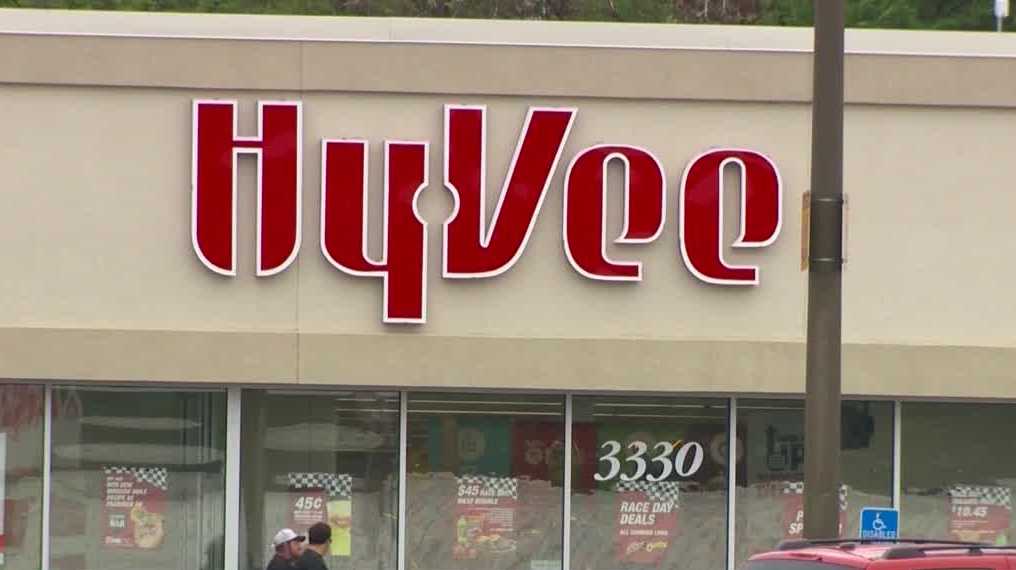 HyVee announces another round of layoffs, 415 eliminated
