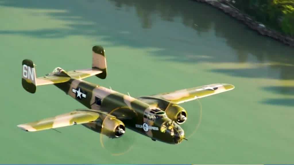 World War II planes land at Cedar Rapids airport - Vimarsana News