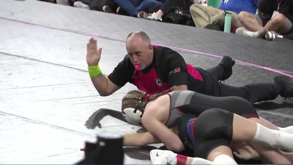 Iowa Girls High School Athletic Union adding girls wrestling state duals