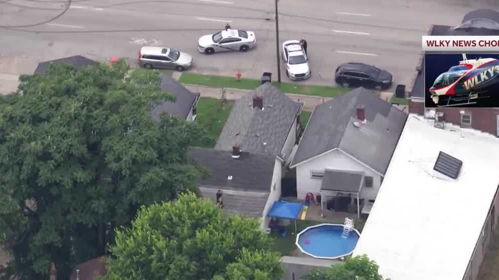 2 arrested after carjacking incident leads to standoff in Portland ...