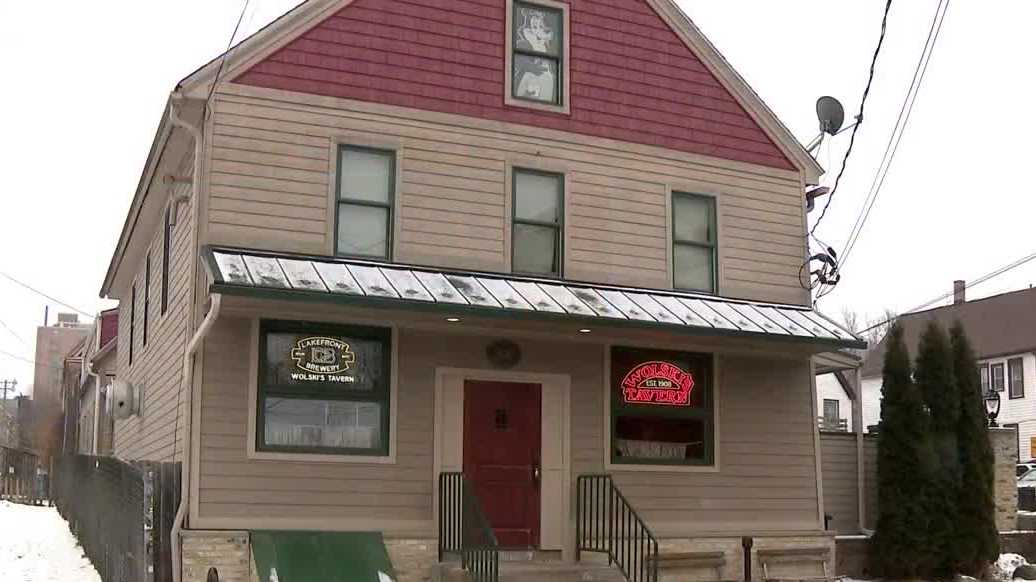 Wolski's Tavern in Milwaukee rings in New Year with 24-hour celebration and new ownership