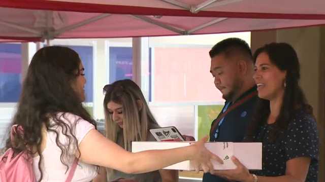 75 refurbished laptops given to Sierra College students in Rocklin - Vimarsana News